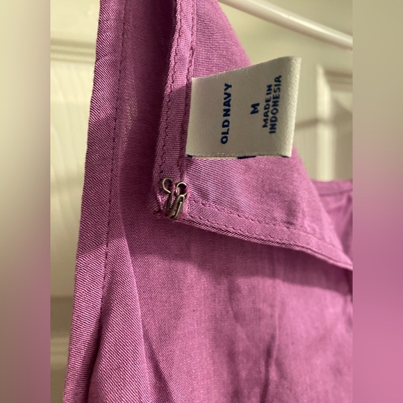 Old Navy Women’s Tank Top - Picture 7 of 7